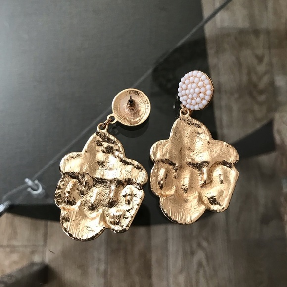 Beaded Ghost BOO Earrings - EUC 3 for $25 - Picture 3 of 3